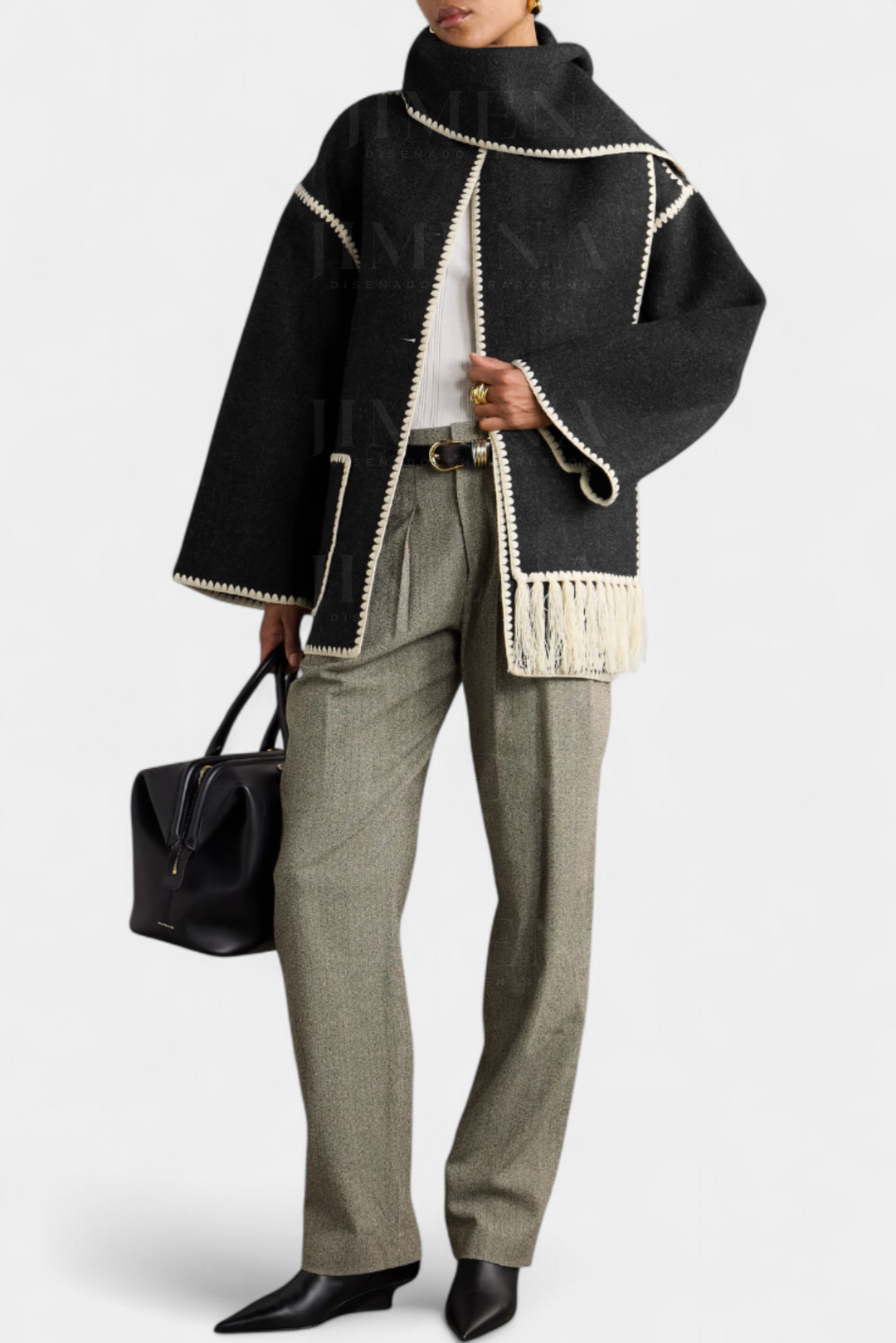 Pauline Abrigo de Corte Suelto con Bufanda de Flecos Incorporada