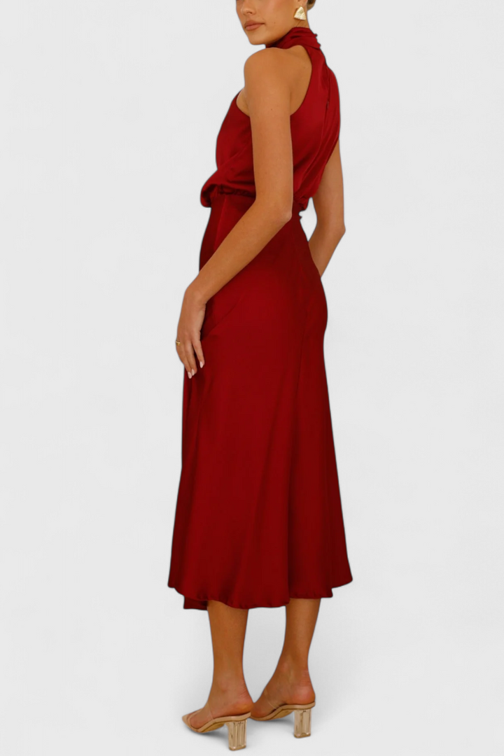 Rina Vestido Elegante de Cuello Halter Drapeado