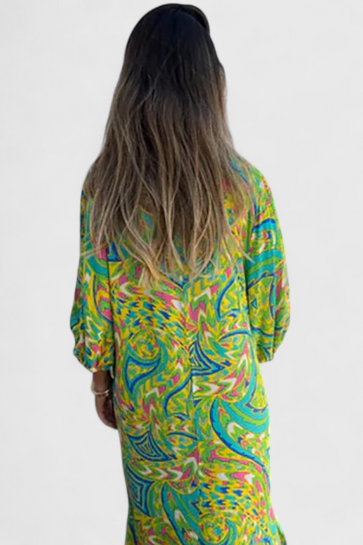 Carmina Vestido Maxi Bohemio con Escote en V y Estampado Abstracto