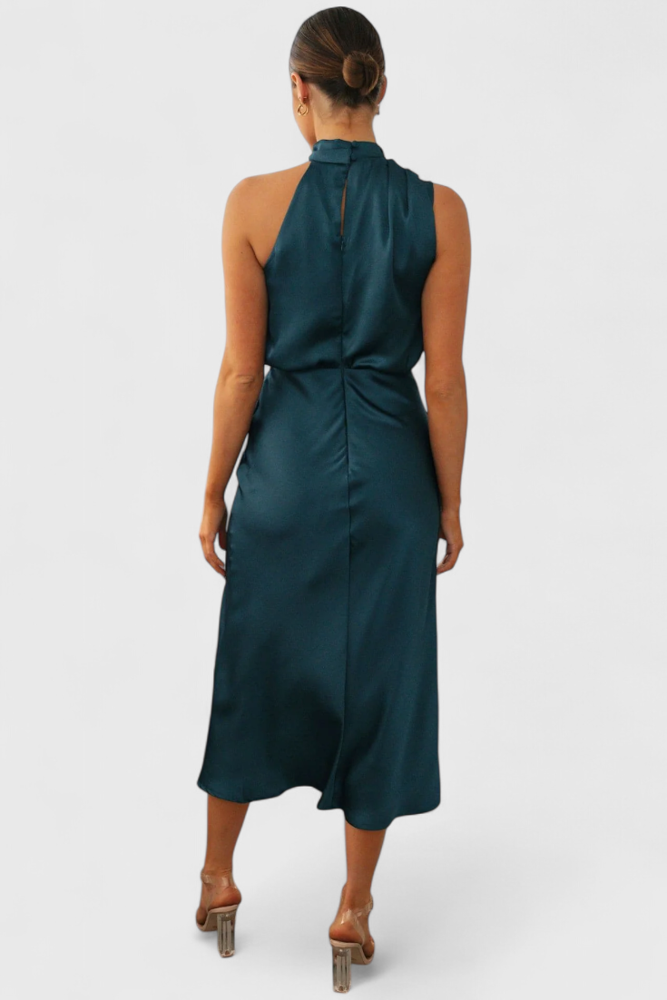 Rina Vestido Elegante de Cuello Halter Drapeado