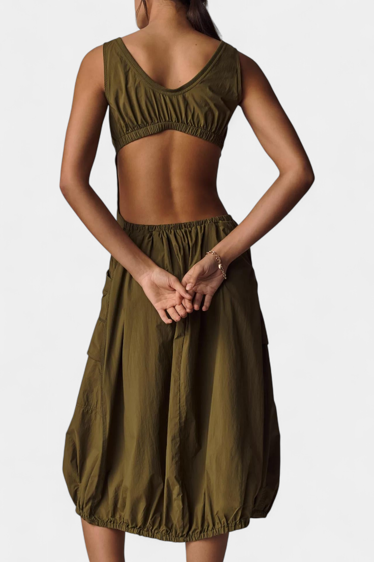 Katana Vestido Midi con Dobladillo de Burbujas y Corsé Ajustado