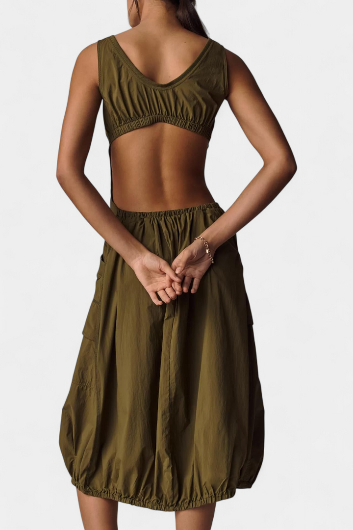 Katana Vestido Midi con Dobladillo de Burbujas y Corsé Ajustado