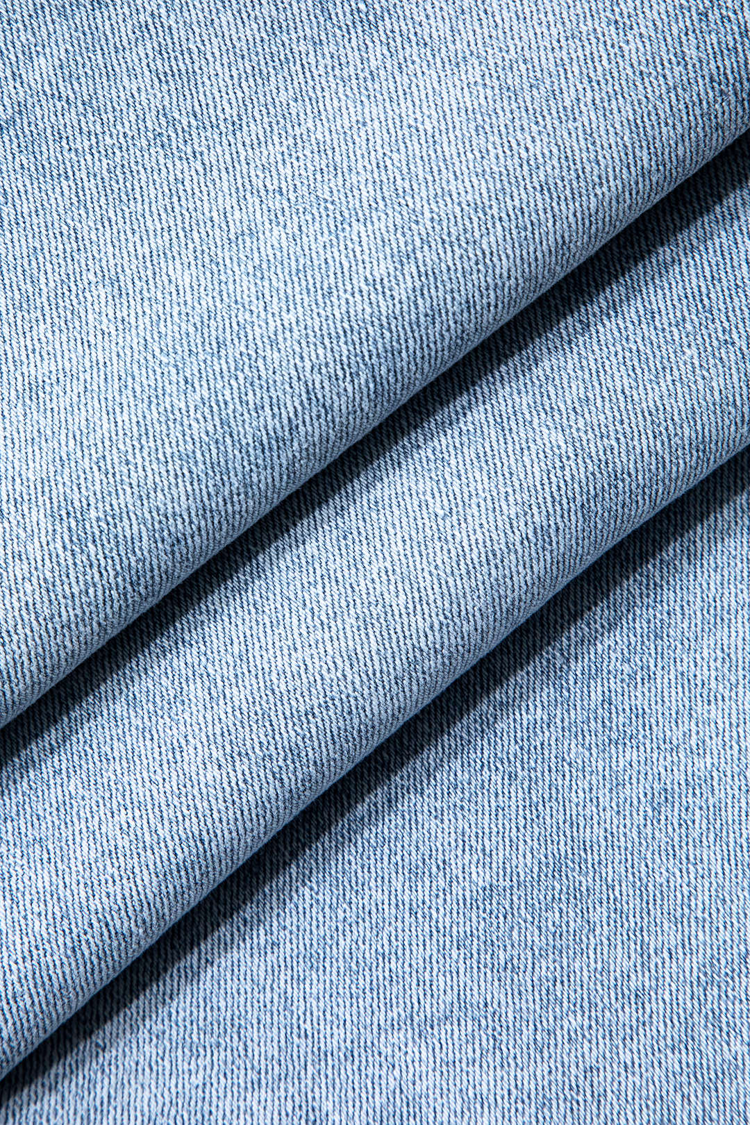 Jeans Evian Rotos de Pierna Recta con Rhinestones