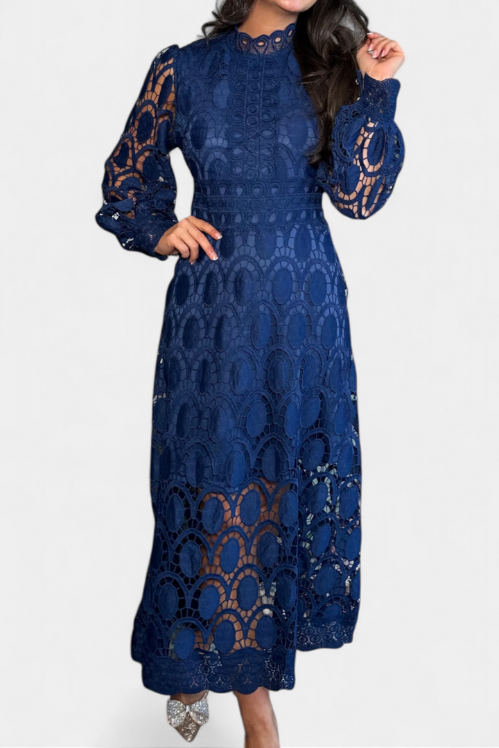 Jovie Vestido Midi de Encaje Bordado con Cuello Alto