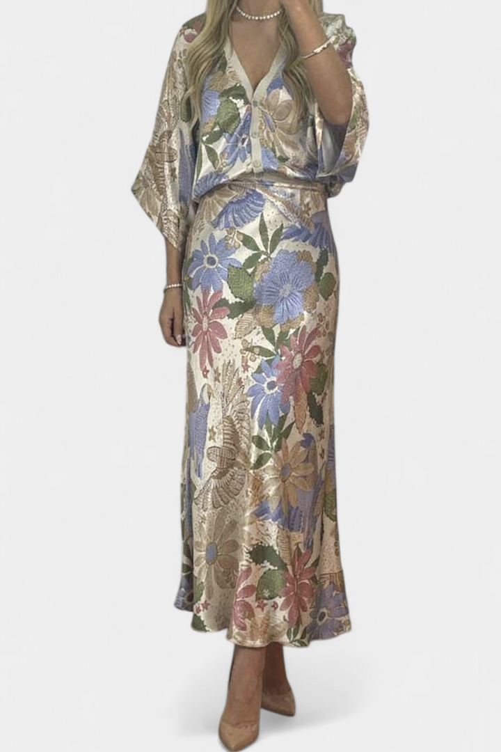 Shae Conjunto Suave de Blusa y Falda de Cola de Pez Floral