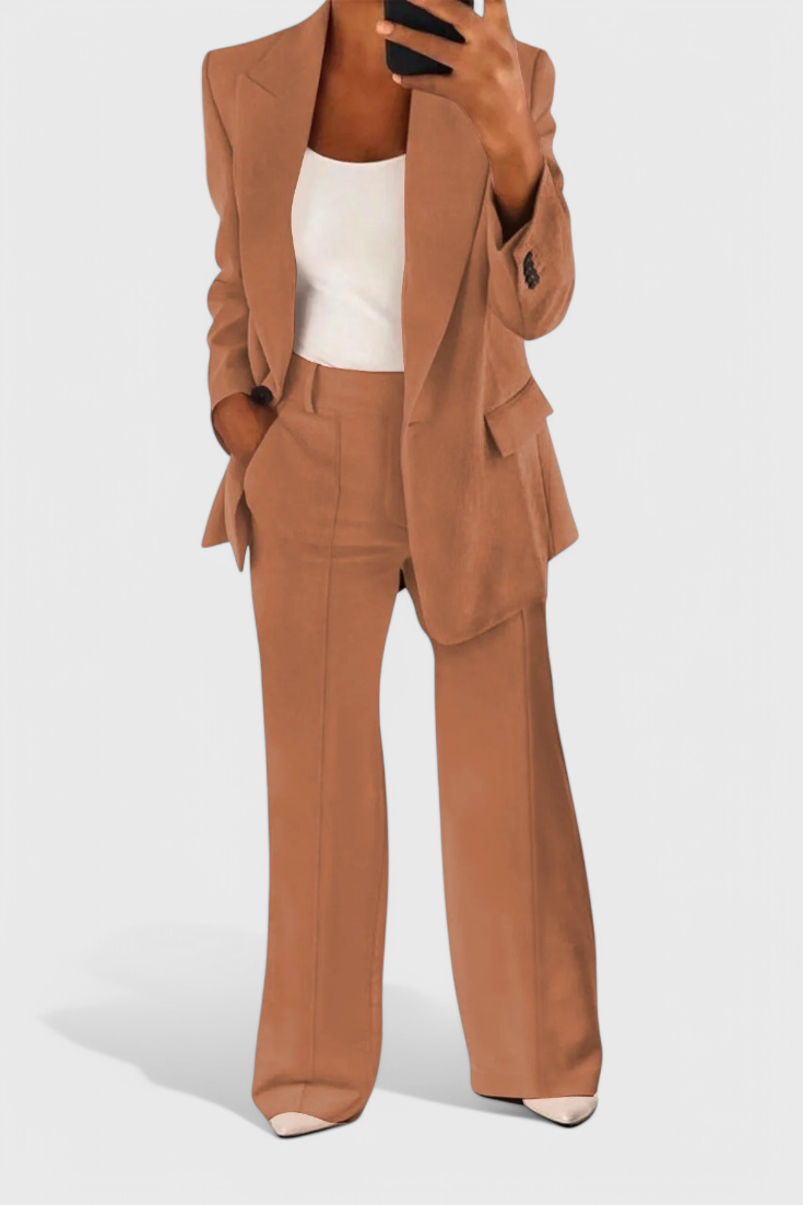 Kaia Conjunto Pulido de 2 Piezas para el Trabajo y Más Allá