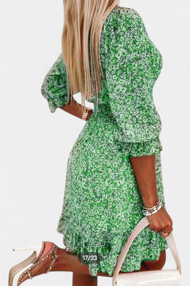 Benicia Vestido Floral de Manga Abullonada con Dobladillo Juguetón