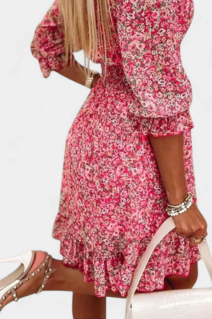 Benicia Vestido Floral de Manga Abullonada con Dobladillo Juguetón