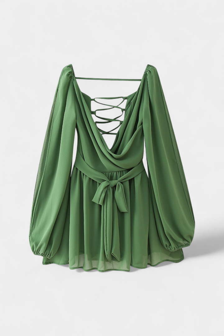 Skylar Vestido Mini con Escote en V y Mangas Ligeras