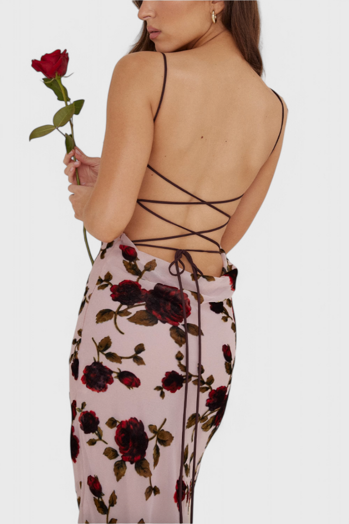 Irina Vestido Deslizante con Estampado Floral y Espalda Descubierta