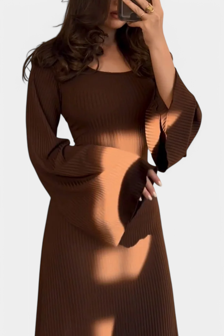 Livia Vestido de Punto con Cintura