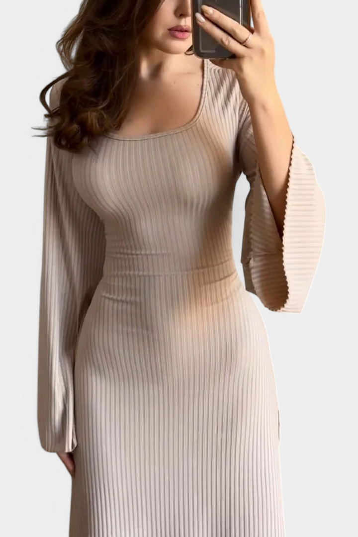 Livia Vestido de Punto con Cintura