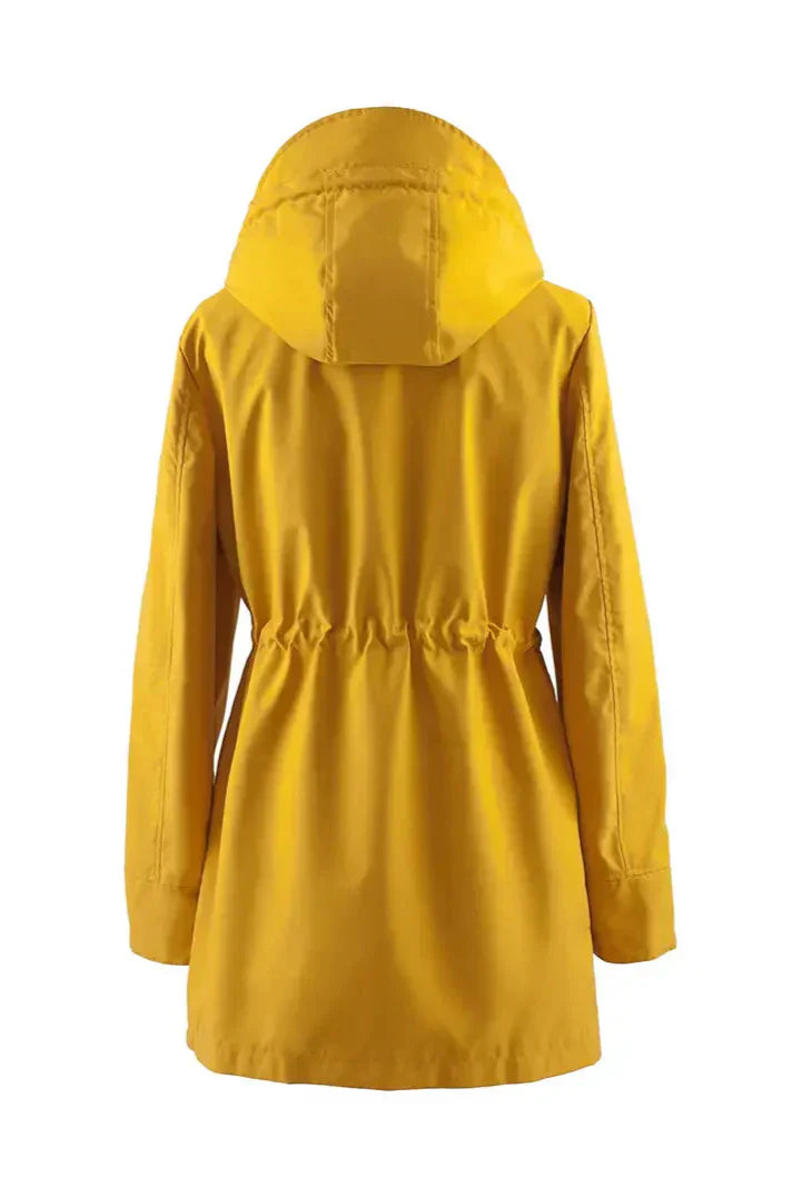 Doemi Abrigo de Lluvia a Medida para un Estilo Sin Esfuerzo