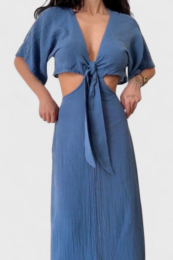 Myra Vestido Fluido con Lazo Frontal y Cut-Outs