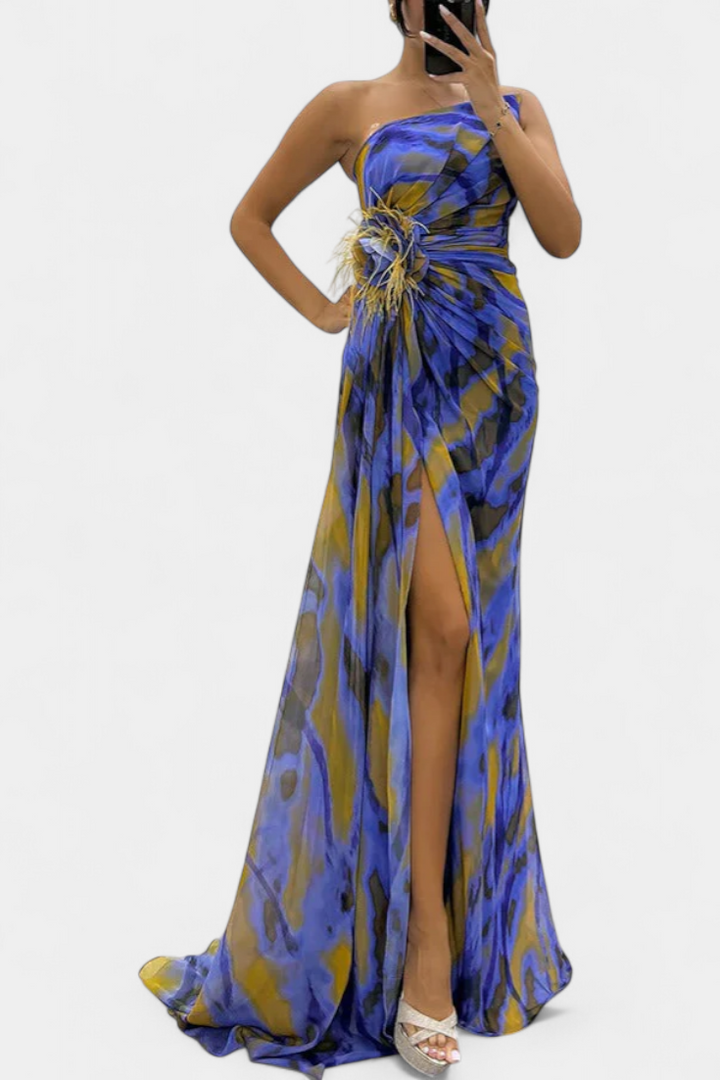 Aylin Vestido Maxi Asimétrico con Estampado Vibrante