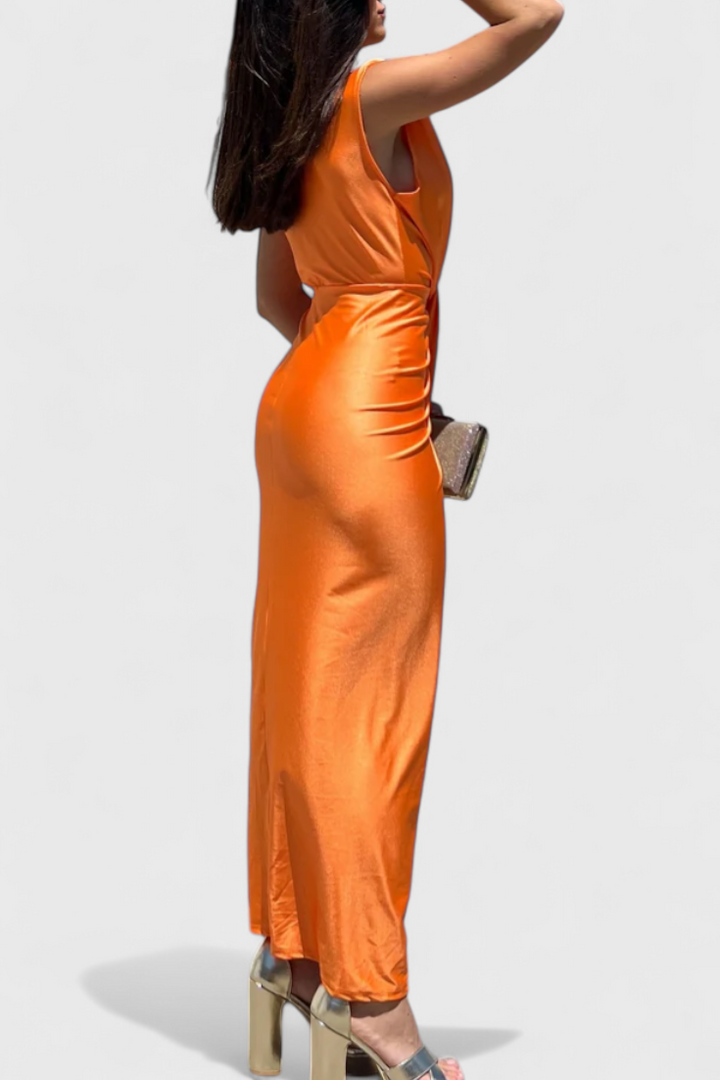 Lakisha Vestido Midi Fruncido con Escote Profundo