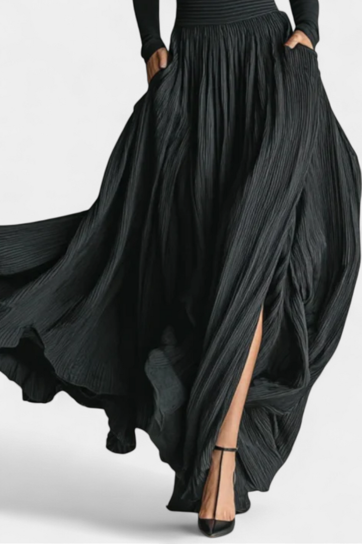 Orren Conjunto de Cuello Alto con Falda Plisada Negra