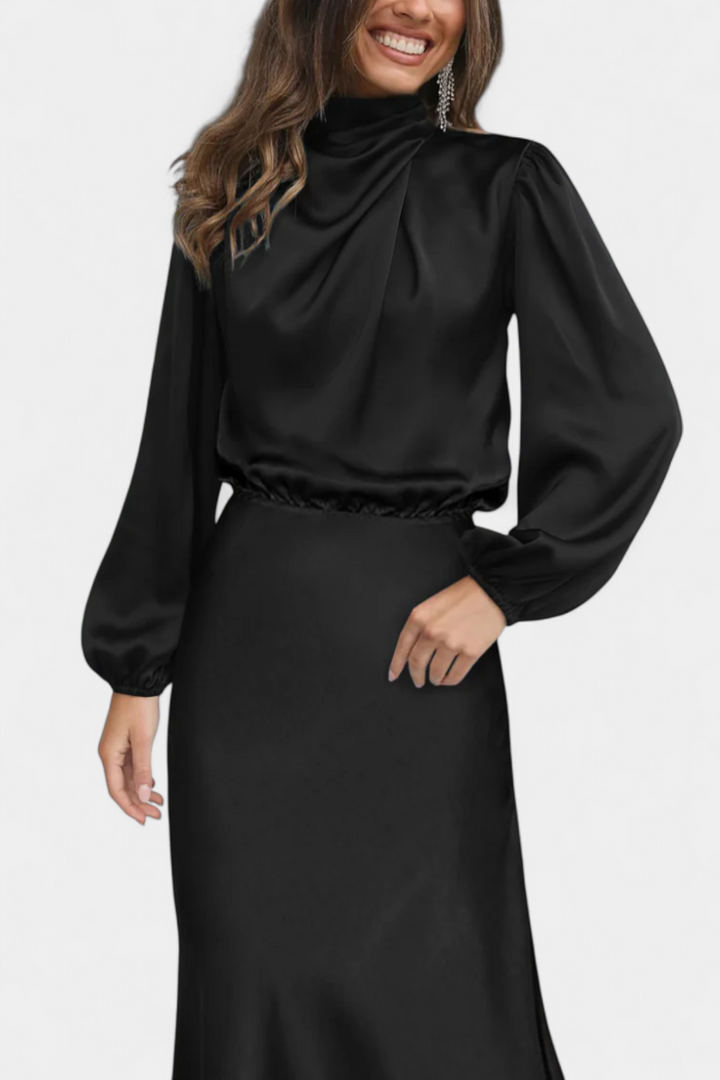 Cecila Vestido Maxi con Cuello Alto y Detalle Floral