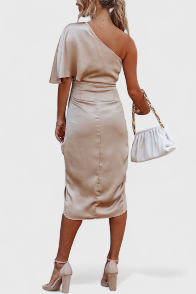 Anais Vestido Fluido con Silueta Elegante y Atemporal