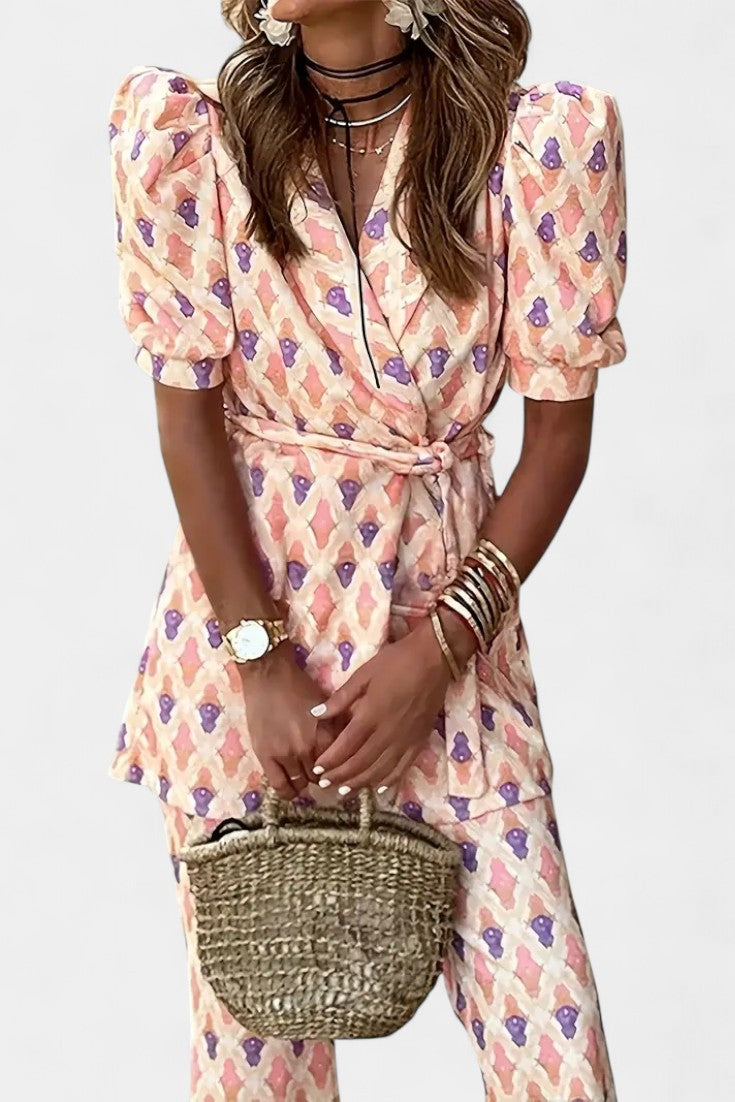 Araceli Conjunto Estampado con Blazer y Pantalón Acampanado