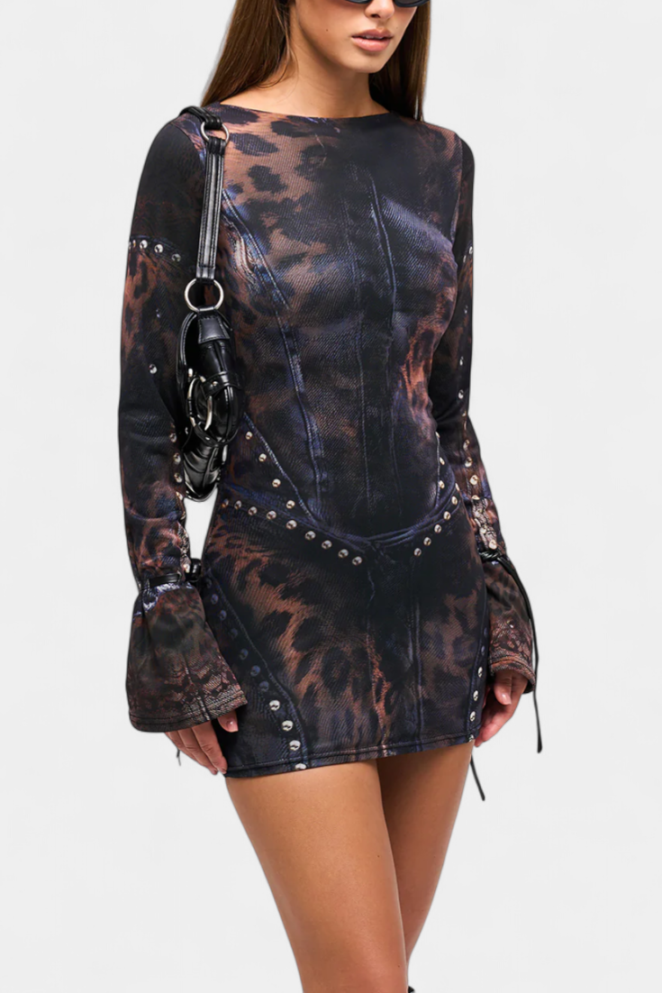 Tabea Vestido Mini con Manga Acampanada y Estampado de Ilusión