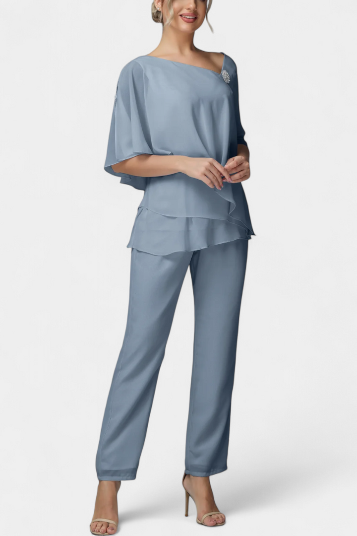 Dinah Conjunto de Dos Piezas con Silueta Femenina sin Esfuerzo