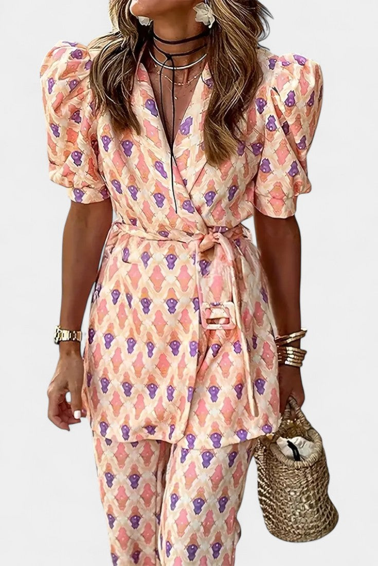 Araceli Conjunto Estampado con Blazer y Pantalón Acampanado