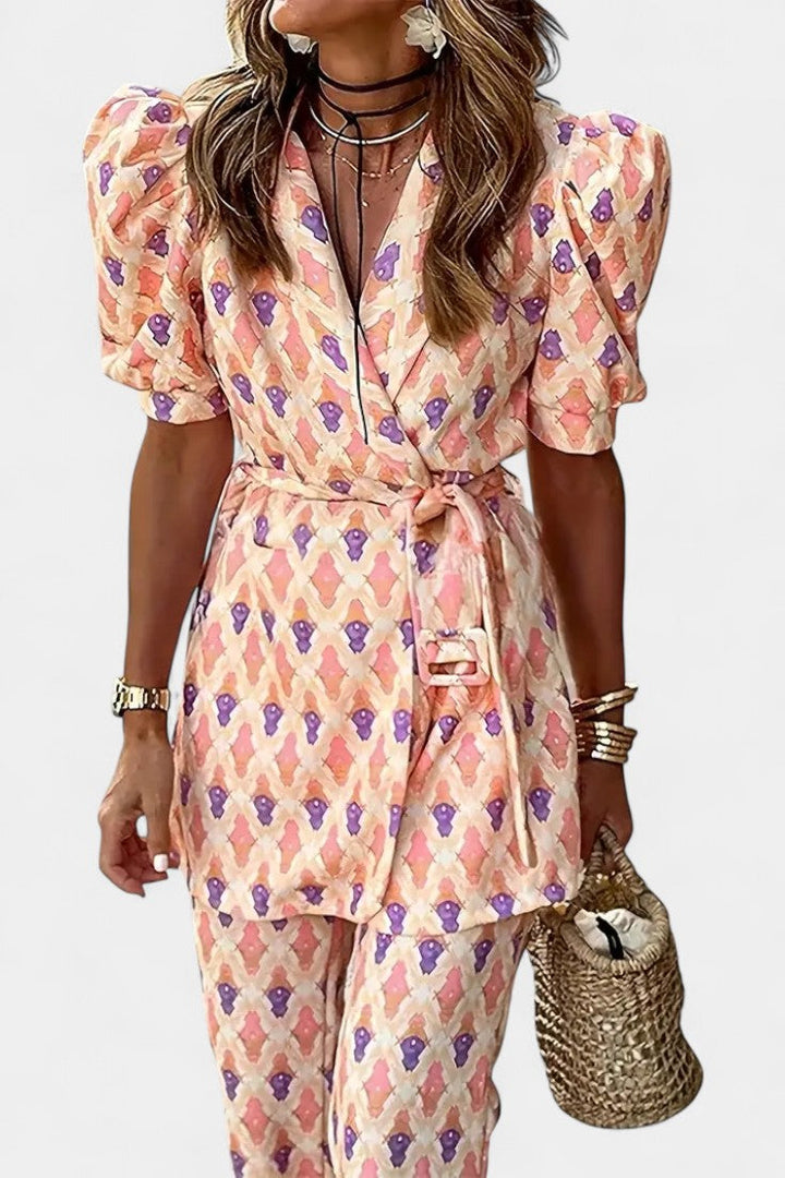 Araceli Conjunto Estampado con Blazer y Pantalón Acampanado