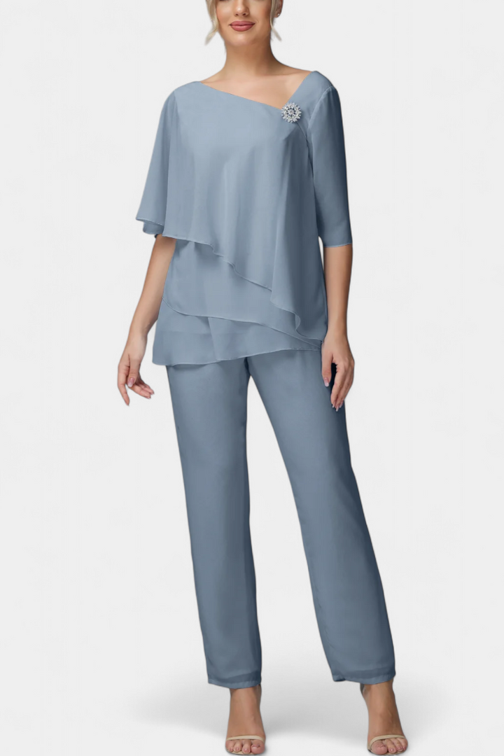 Dinah Conjunto de Dos Piezas con Silueta Femenina sin Esfuerzo