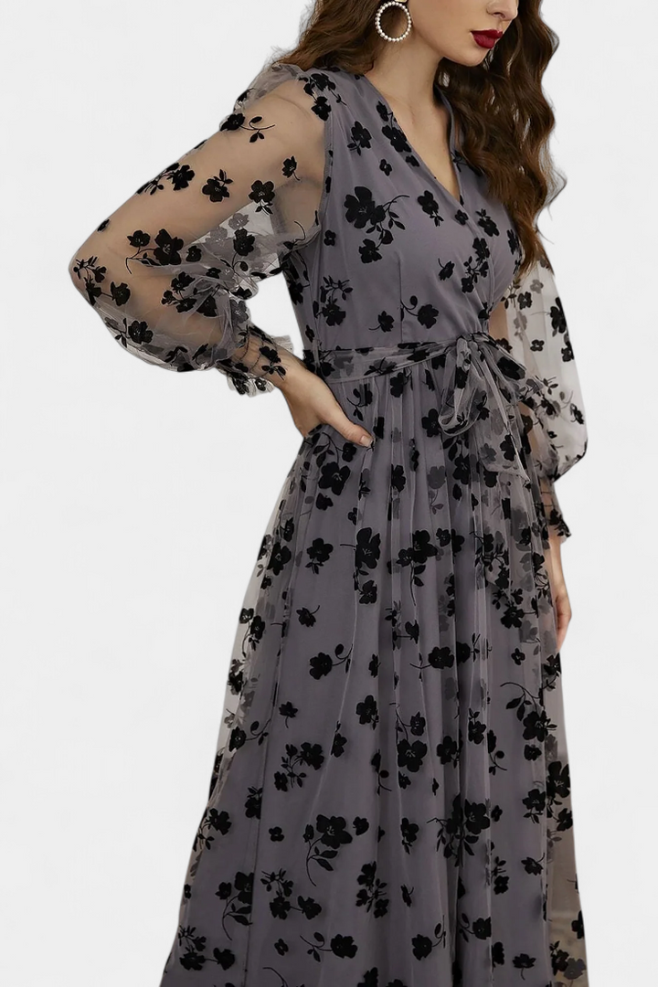 Iolanda Vestido Maxi de Encaje Floral con Mangas de Linterna