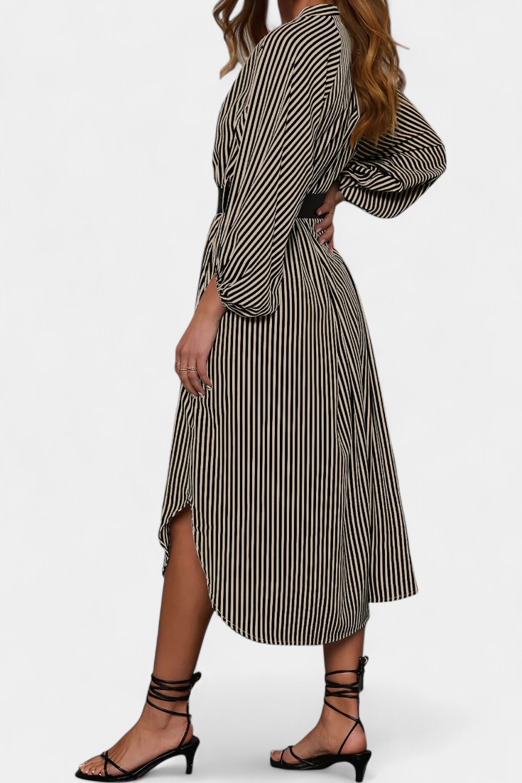 Eliana Vestido Rayado con Cinturón y Cuello de Muesca