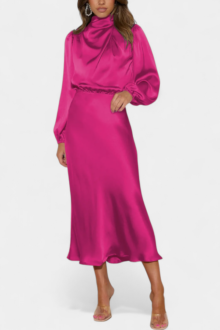 Cecila Vestido Maxi con Cuello Alto y Detalle Floral