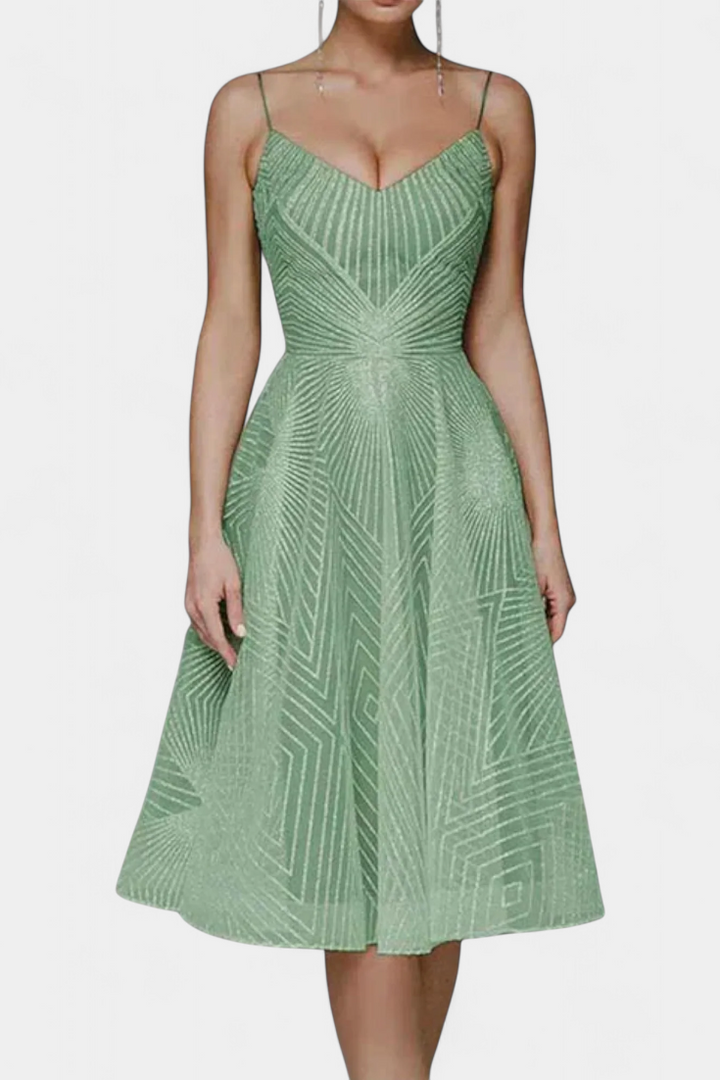 Everleigh Vestido Largo con Bordados y Corte en A