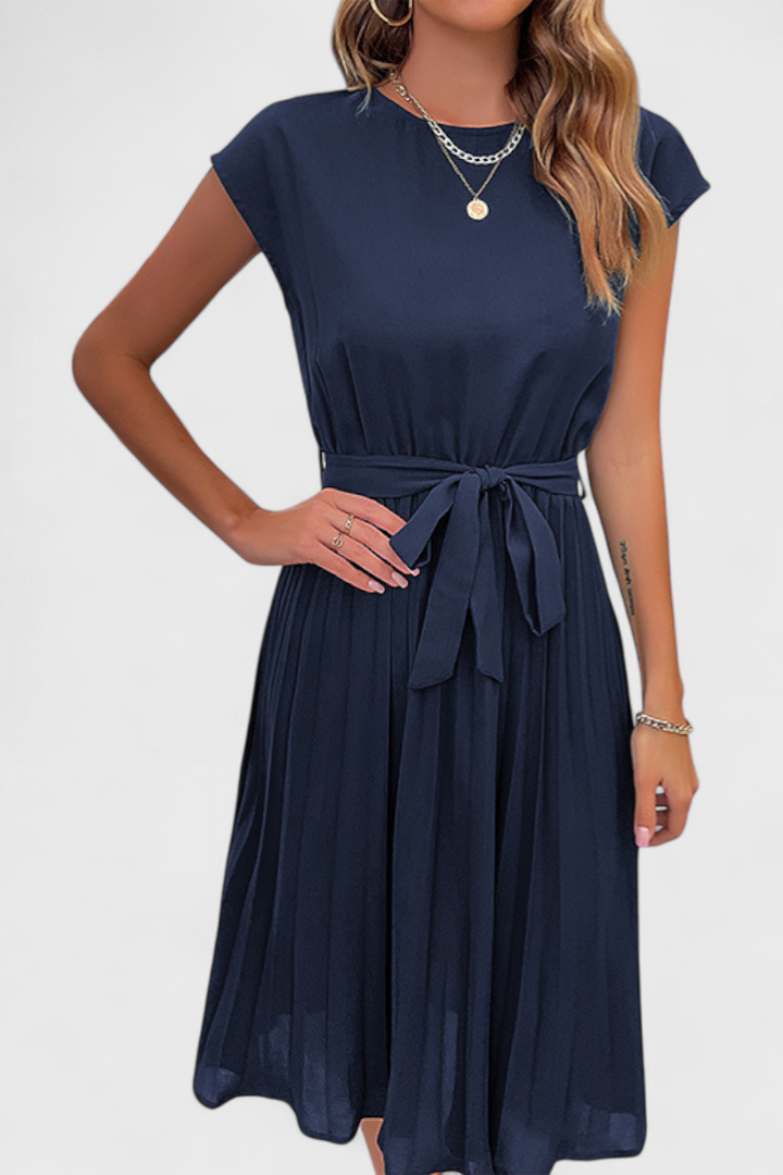 Luxie Elegant Midi Dress in Lightweight Fabric with Fluid Cut