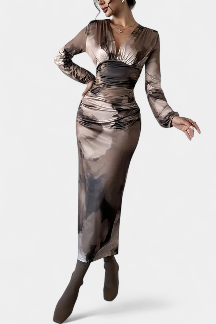 Ashlyn Vestido Largo con Estampado Degradado y Cuello en V