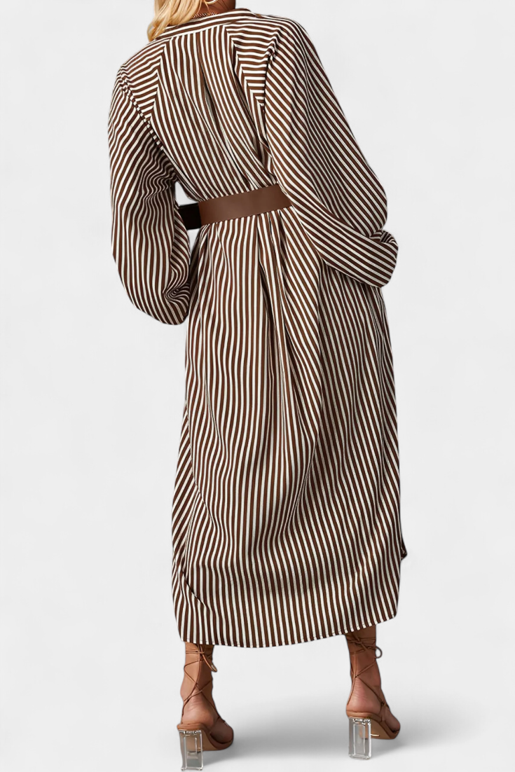 Eliana Vestido Rayado con Cinturón y Cuello de Muesca