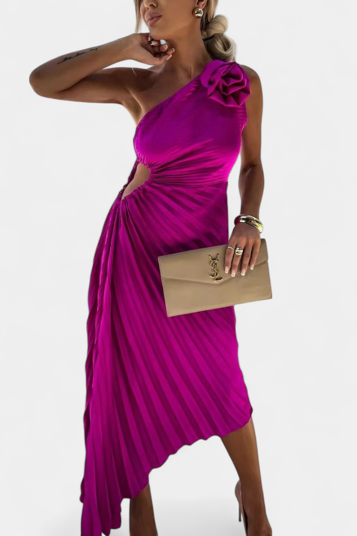 Leire Vestido de Cóctel Asimétrico con Aplique Floral y Falda Plisada